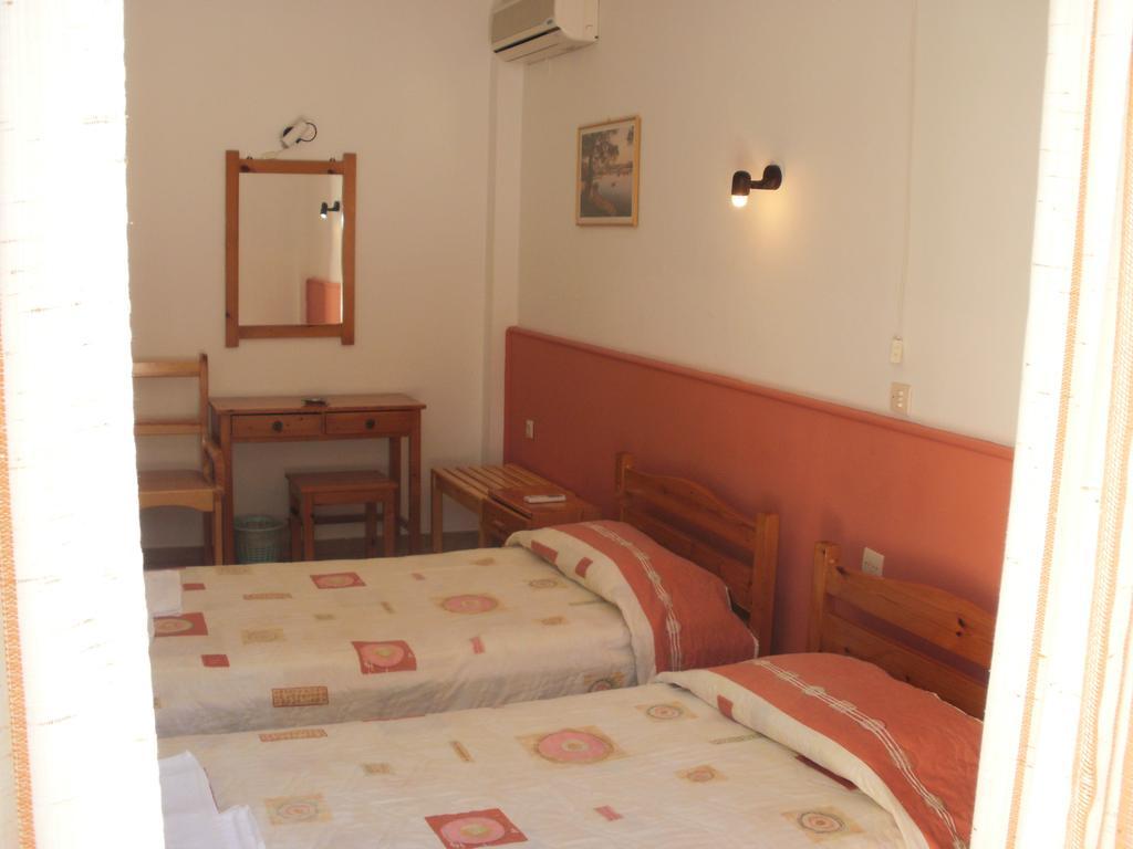 Skevoulis Studios Benitses  Room photo